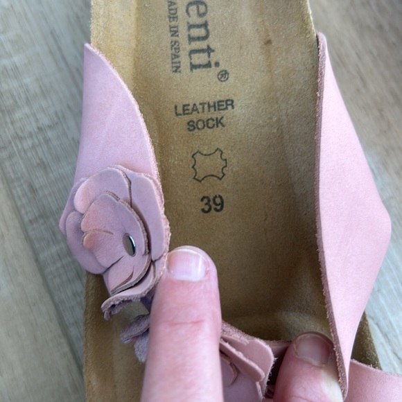 Beautiful pink leather sandals. In new condition!AUTENTI from Spain. - Picture 4 of 5